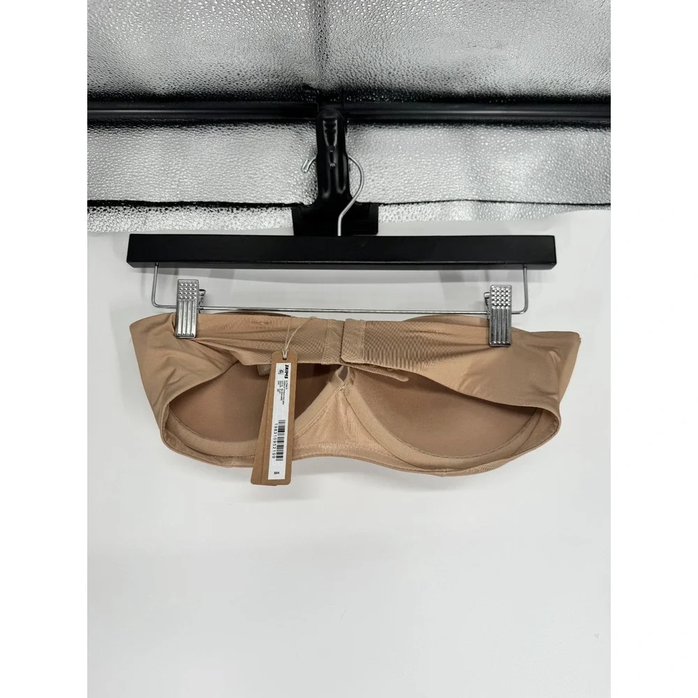 SKIMS Ultimate Push Up Strapless Bra Womens Size 36C Clay Tan Padded Underwired